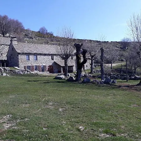 Maison Andre Holiday home *